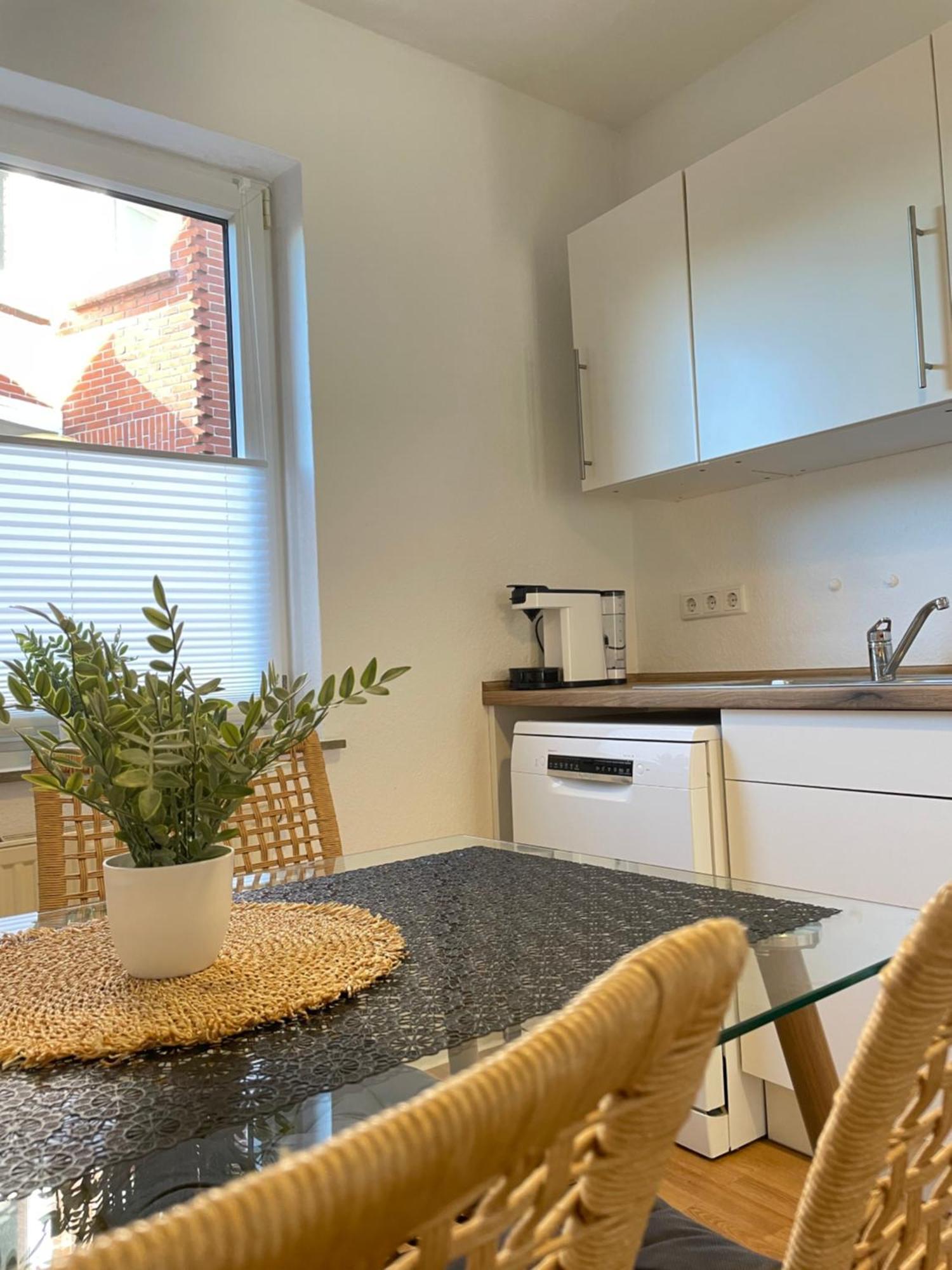 Wlan,Smart Tv,4 Betten, Zentral Эмден Экстерьер фото